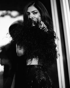 Malavika Mohanan: கருப்பு நிற உடையில் அசத்தும் மாளவிக்க மோகனன்!