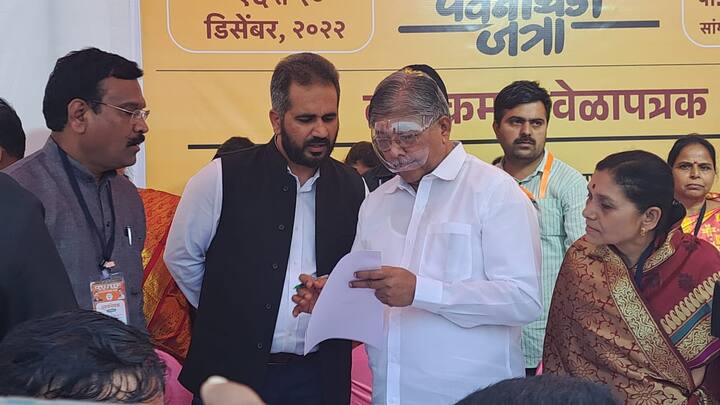 सकाळीच त्यांना सोशल मीडियावरुन पुन्हा एकदा शाईफेकीची धमकी देण्यात आली होती.