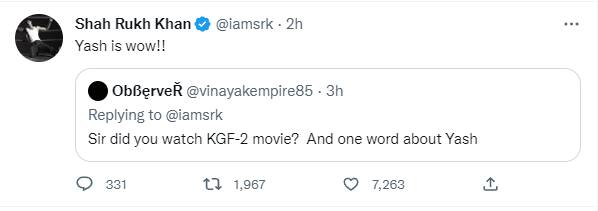 इसके अलावा एक फैन ने KGF 2 को लेकर सवाल पूछा तो शाहरुख खान ने सुपरस्टार यश की तारीफ कर दी.