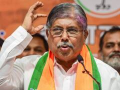 सोशल मीडिया पर सर्कुलेट हो रहा चंद्रकांत पाटिल पर फिर से स्याही हमला करने का मैसेज, FIR दर्ज