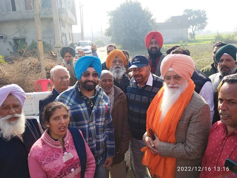 LOCAL GOVERNMENT MINISTER DR INDERBIR SINGH NIJJAR INAUGURATED THE WORKS OF INSTALLING SOLAR SYSTEM IN SOUTHERN CONSTITUENCY AT AMRITSAR ਕੈਬਨਿਟ ਮੰਤਰੀ ਨਿੱਜਰ ਨੇ ਦੱਖਣੀ ਹਲਕੇ ’ਚ ਲੋਕਾਂ ਦੇ ਘਰਾਂ ’ਚ ਸੋਲਰ ਸਿਸਟਮ ਲਗਾਉਣ ਦੇ ਕੰਮ ਦਾ ਕੀਤਾ ਉਦਘਾਟਨ