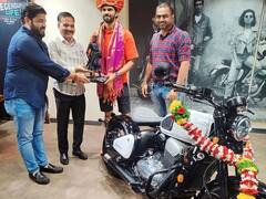 Photo: ऋतुराज गायकवाडची नवीन बाईक पहिली का? मस्क्युलर लूक आणि जबरदस्त फीचर्स