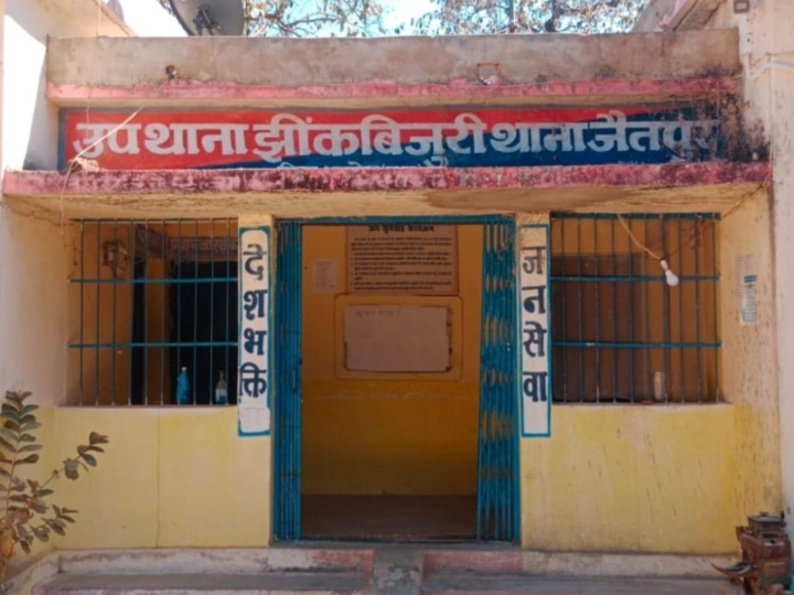 मोबाइल का पासवर्ड न देने पर छोटे भाई ने पीटा, बड़ी बहन ने की आत्महत्या, आरोपी भाई गिरफ्तार