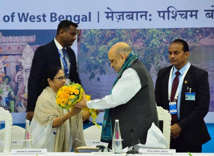 ৪টি রাজ্য তাদের পরিকাঠামোগত ও উন্নয়ন সংক্রান্ত অভিযোগ বৈঠকে তুলে ধরে। বিভিন্ন জলাধারের জল ছাড়া নিয়ে সমস্যা মেটাতে বৈঠকে আলোচনা, খবর সূত্রের।
