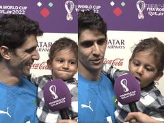 Watch video: ஐய்ய்ய்! ஐஸ்கீரிம்மு... மைக்கை நக்கிய மொரோக்கோ கோல் கீப்பர் மகன்.. இணையத்தில் வைரல்..!