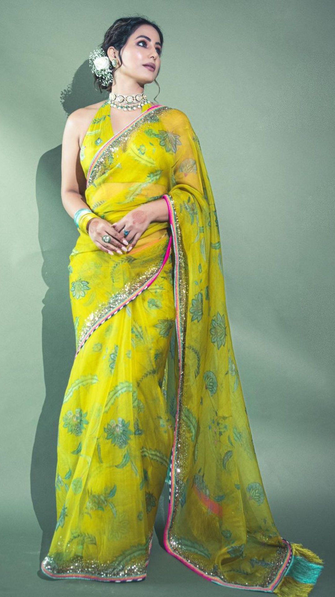 Hina Khan's yellow floral saree with backless blouse is perfect pick for  this wedding season