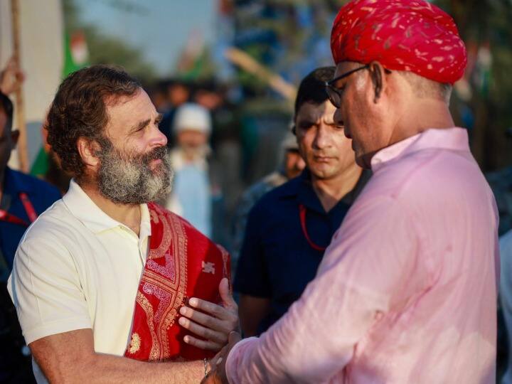 उन्होंने अपने स्वास्थ्य को लेकर चिंताओं को खारिज करते हुए कहा, ‘‘मुझे इसकी आदत है.  मैंने महात्मा गांधी जी के साथ 1935-36 में जबलपुर से इलाहाबाद तक पदयात्रा की थी.  मैं नेहरू जी और विनोबा भावे जी के साथ भी था। मुझे पदयात्रा करने की आदत है.