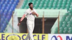 IND vs BAN 1st Test: জাকিরের শতরান সত্ত্বেও অক্ষরের দুরন্ত বোলিংয়ে জয়ের পথে ভারত