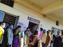 PHOTO: औरंगाबादच्या 216  ग्रामपंचायतीसाठी दुपारपर्यंत 55.17 टक्के मतदान