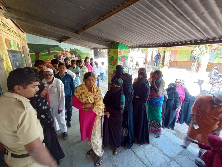 पैठण तालुक्यातील 22 ग्रामपंचायतीसाठी 50.66 टक्के मतदान झाले आहे.