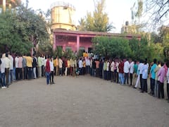 PHOTO: औरंगाबादच्या 216  ग्रामपंचायतीसाठी दुपारपर्यंत 55.17 टक्के मतदान