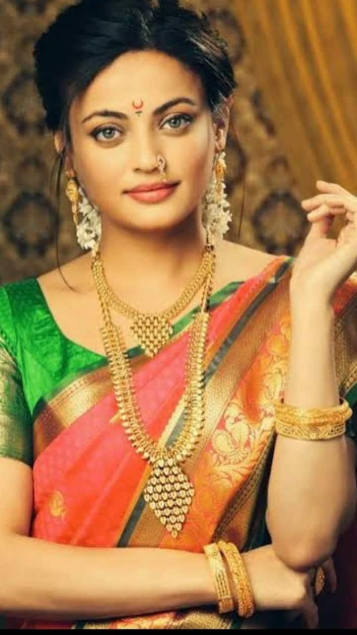विशेष बाब म्हणजे या अभिनेत्रीने जेव्हा अभिनय क्षेत्रात आपल्या करिअरची सुरुवात केली तेव्हा ती केवळ 18 वर्षांची होती.