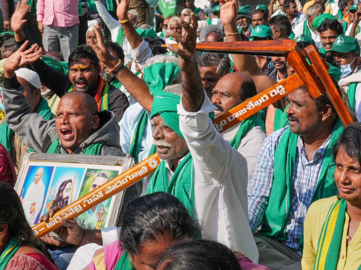 Amaravati Farmers Stage Protest In Delhi Against Andhra Pradesh Govt's ...