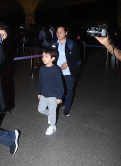 Kareena Saif Pics : ਬੇਟੇ ਤੈਮੂਰ ਦਾ ਜਨਮ ਦਿਨ ਮਨਾਉਣ ਲਈ ਛੁੱਟੀਆਂ 'ਤੇ ਨਿਕਲੇ ਸੈਫ ਤੇ ਕਰੀਨਾ, ਏਅਰਪੋਰਟ ਤੋਂ ਸਾਹਮਣੇ ਆਈਆਂ ਤਸਵੀਰਾਂ