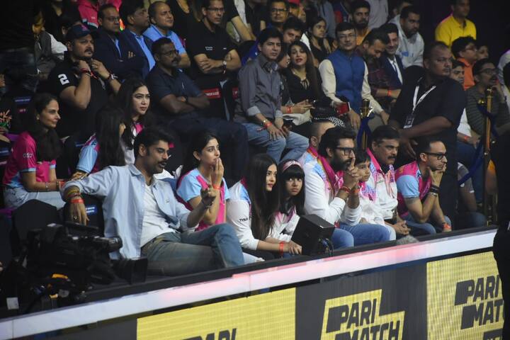 अभिषेक बच्चन की इस खुशी के मौके में ऐश्वर्या राय और बेटी आराध्या भी शामिल होती दिखीं. सोशल मीडिया पर पूरी फैमिली की कुछ झलकें खूब वायरल हो रही हैं.