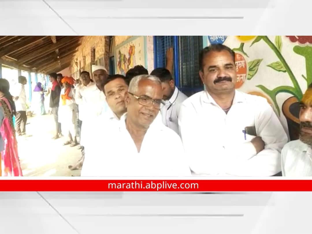 Kolhapur District Gram Panchayat Election : करवीर तालुक्यात दुपारपर्यंत सरासरी 51 टक्के मतदान; कोल्हापूर शहराच्या वेशीवरील गावांमध्ये ईर्ष्येने मतदान Average polling for 53 gram panchayats in Karvir taluka till noon is 51 percent Kolhapur Kolhapur District Gram Panchayat Election : करवीर तालुक्यात दुपारपर्यंत सरासरी 51 टक्के मतदान; कोल्हापूर शहराच्या वेशीवरील गावांमध्ये ईर्ष्येने मतदान