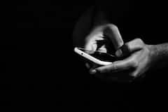 Smartphones: ভারতে আসতে চলেছে দুটো নতুন স্মার্টফোন, কী কী লঞ্চের সম্ভাবনা? দেখুন সম্ভাব্য ফিচার