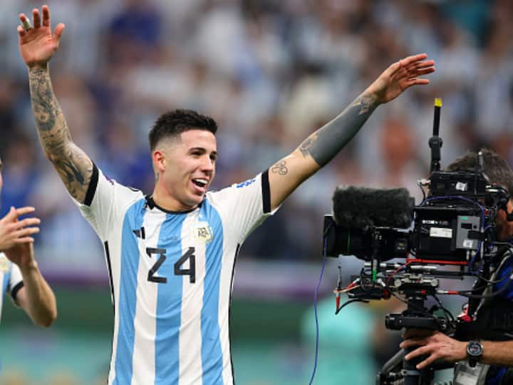 Enzo Fernandez is Argentina’s 21-year-old young talent. Being quite good at defending he is also the part of midfield four. Majorly he will provide assistance to Messi and Alvarez in the finals. (Source: Getty)