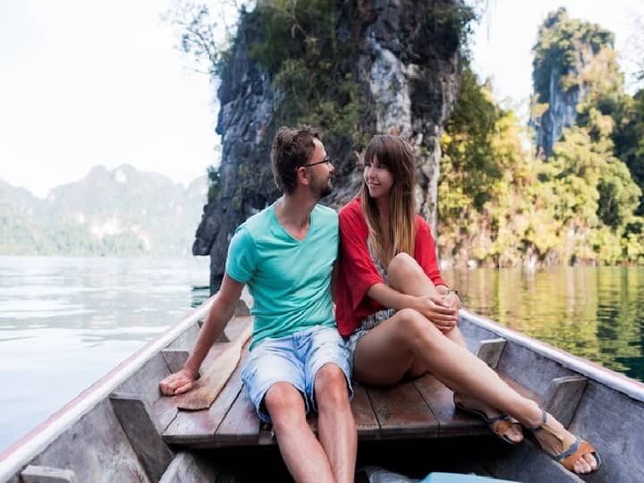 Cheap Honeymoon Destinations: हनीमून पर जाना है? शिमला, मनाली हुए पुराने, यहां जाइए जहां कम खर्चे में मिलेगा रोमांटिक माहौल