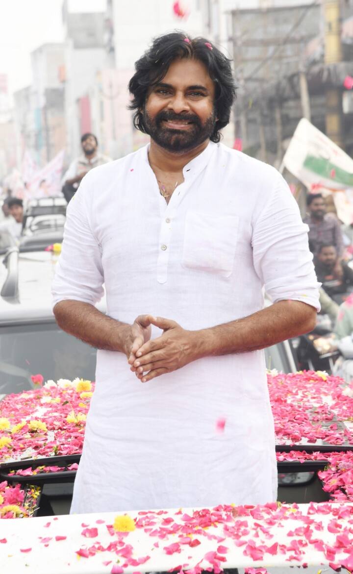 సత్తెనపల్లిలో పవన్ రోడ్ షో