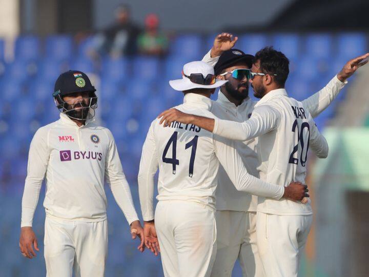 IND vs BAN 1st Test : पहिल्या कसोटी सामनन्यात दमदार फलंदाजी करत एक मोठं 513 धावाचं लक्ष्य बांगलादेशसमोर ठेवलं होतं, जे पार करताना 324 धावांवर सर्वबाद झाला आणि भारत 188 धावांनी सामना जिंकला.
