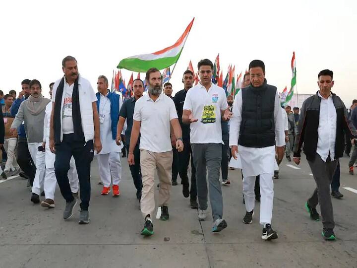 Humara CM Kaisa ho Sachin Pilot jaisa ho Slogans in Congress Bharat Jodo Yatra 'हमारा CM कैसा हो, सचिन पायलट जैसा हो...' राहुल गांधी की भारत जोड़ो यात्रा में फिर लगे नारे