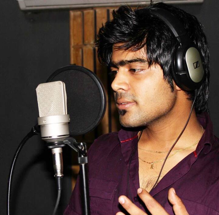 ఇండియన్ ఐడల్ 9 టైటిల్‌ను కూడా రేవంత్ గెలుచుకున్నాడు.(Image Credit: Revanth Instagram)