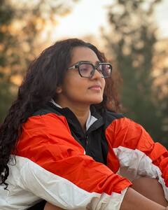 Parvathy Thiruvothu: நோ ஃபில்டர் சண்டே... நடிகை பார்வதியின் லேட்டஸ்ட் கிளிக்ஸ் !