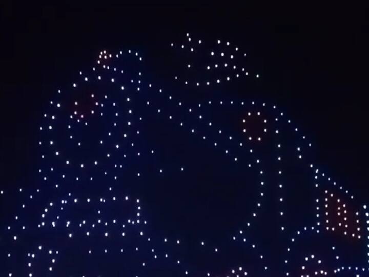 up news country's biggest laser drone show in Gorakhpur, sky will light up in memory of kakori martyrs ann Gorakhpur में आज होगा देश का सबसे बड़ा लेजर ड्रोन शो, काकोरी के शहीदों को दी जाएगी श्रद्धांजलि