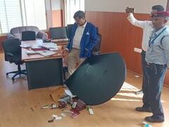 जबलपुर मेडिकल यूनिवर्सिटी में ABVP का जमकर हंगामा, वीसी चैम्बर में तोड़फोड़, जानें पूरा मामला