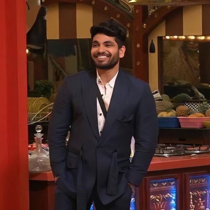 साजिद की तरह शिव ठाकरे भी हर हफ्ते 5 लाख रुपये चार्ज करते हैं. (Photo: Instagram/Shiv Thakre)