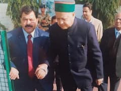 हिमाचल: पूर्व सीएम वीरभद्र सिंह के सुरक्षा अधिकारी पदम दास ठाकुर का सेवा विस्तार रद्द, सुक्खू सरकार का आदेश