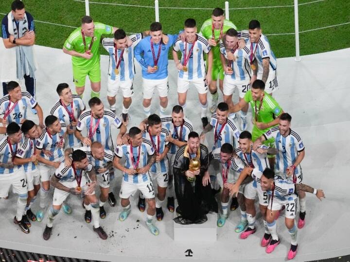 Messi Will Win World Cup Fans 7 Year Old Tweet Goes Viral Ahead Of ARG vs FRA FIFA WC Final இதெப்படி சாத்தியம்..? ஏழு ஆண்டுகளுக்கு முன்பே கணிப்பு..! அதேநாள், அதே தேதியில் கோப்பையை வென்ற மெஸ்ஸி..!