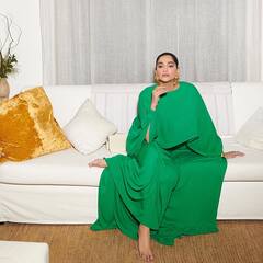 PHOTO: बॉलिवूड अभिनेत्री सोनम कपूरचा हटके अवतार; पाहा फोटो!