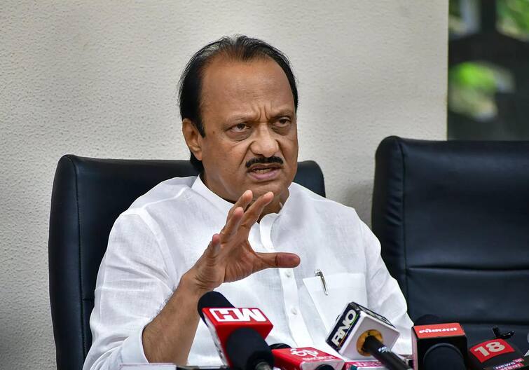 Maharashtra Political Marathi news Ajit Pawar challenge to the government pune Lavasa case Ajit Pawar :  राज्यातील यंत्रणा कामाला लावा आणि आमची चौकशी करा, लवासा प्रकरणी अजित पवारांचे सरकारला चॅलेंज!