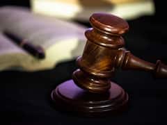 Delhi HC Rejects Plea To Prohibit Affixing Images Of Deities On Walls To Prevent Public Urination