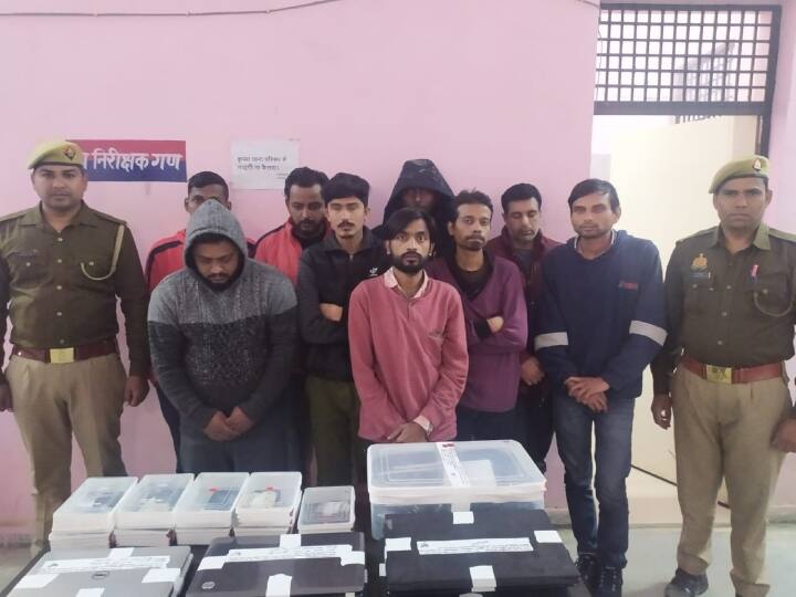 Ghaziabad crime police arrested 9 gang members Used to cheat foreigners by sending virus on computer Ghaziabad Crime: कंप्यूटर पर वायरस भेजकर विदेशियों से करते थे ठगी, गैंग के 9 सदस्यों को पुलिस ने किया गिरफ्तार