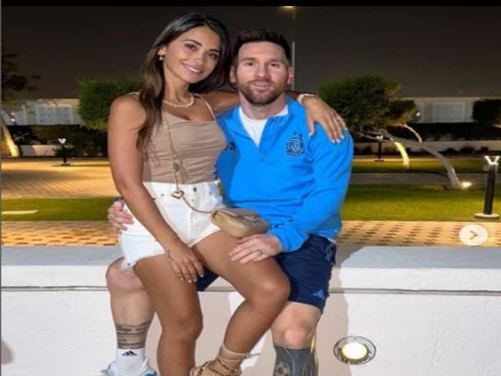 Lionel Messi Love Story Who is Lionel Messi Wife Antonella Roccuzzo Argentina Model FIFA World Cup फाइनल में अर्जेंटीना की जीत के बाद से चर्चा में हैं मेसी की वाइफ, जानिए उनके बारे में सब कुछ