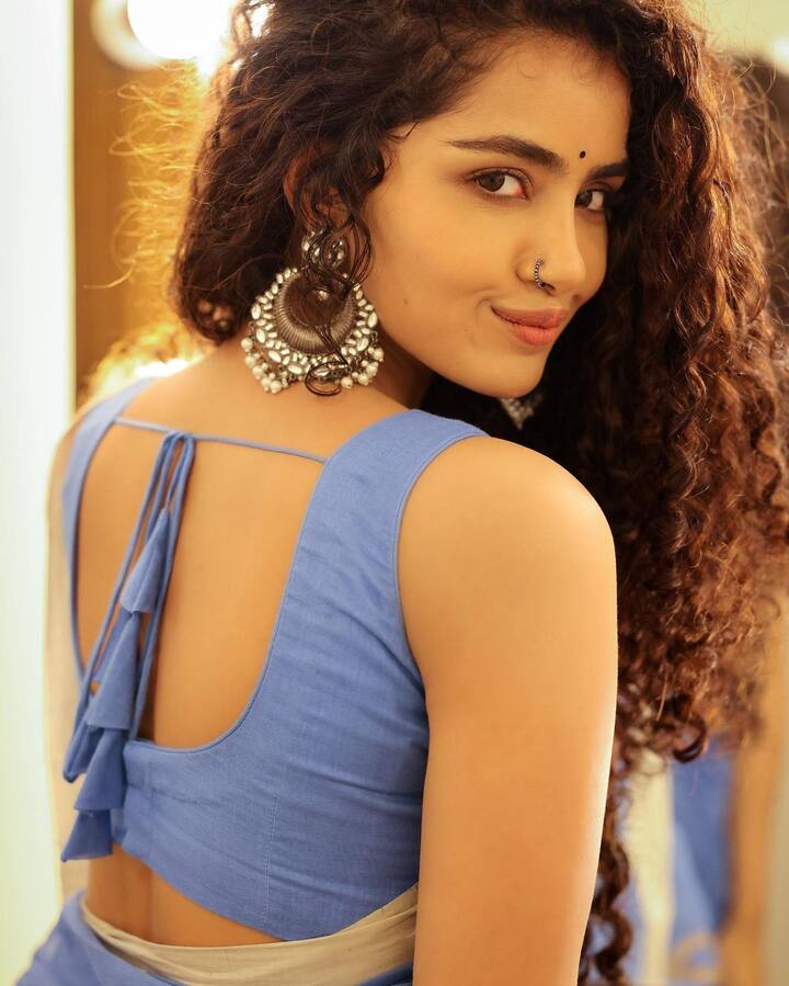 அனுபமாவின் லேட்டஸ்ட் போட்டோஸ் தற்போது இணையத்தில் வைரலாகி வருகிறது