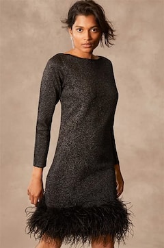 Christmas 2022: क्रिसमस पर दिखना है बेहद ग्लैमरस और अट्रैक्टिव, तो इन कलर्स की स्टाइलिश ड्रेसेस को करें ट्राई