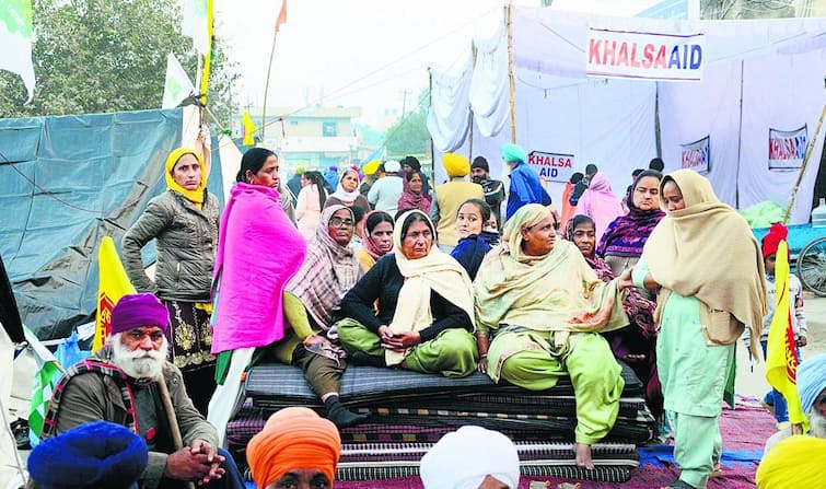 New trouble for Bhagwant Mann government The displaced people of Latifpur refused to go to the flats Jalandhar News: ਭਗਵੰਤ ਮਾਨ ਸਰਕਾਰ ਲਈ ਨਵੀਂ ਮੁਸੀਬਤ! ਲਤੀਫਪੁਰ ਦੇ ਉਜਾੜੇ ਲੋਕਾਂ ਨੇ ਫਲੈਟਾਂ 'ਚ ਜਾਣ ਤੋਂ ਇਨਕਾਰ