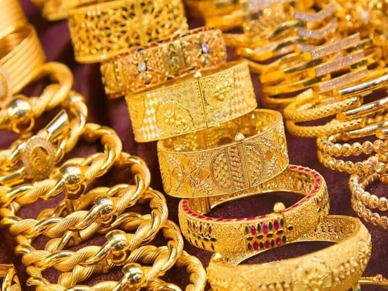 Gold Silver Price  Today December 19 gold silver price today in chennai Gold, Silver Price Today : மீண்டும் உயர்ந்த தங்கம் விலை...! இன்னைக்கு கடைக்கு போகலாமா..? வேண்டாமா..?