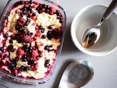 विंटर में करना है हेल्दी ब्रेकफास्ट, तो ओट्स और सेब को मिलाकर इस तरह तैयार करें न्यू रेसिपी