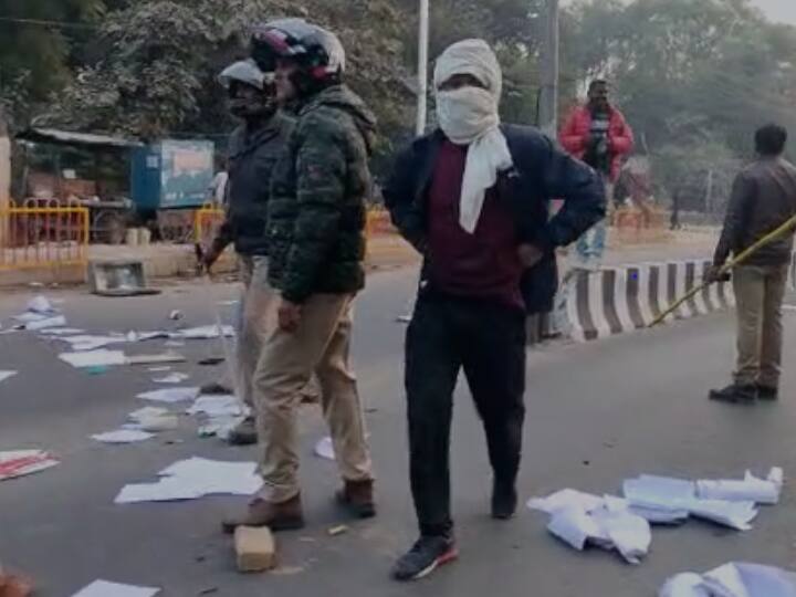 Allahabad University Guard firing several rounds clash between students and police ann Allahabad University: इलाहाबाद यूनिवर्सिटी में गार्ड ने की कई राउंड फायरिंग, छात्रों और पुलिस के बीच झड़प