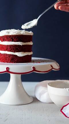 Christmas Cake History : ख्रिसमसच्या दिवशीच केक का कापतात? वाचा रंजक इतिहास