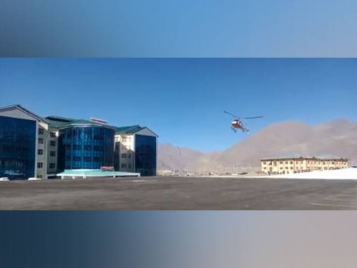 Ladakh Hospital gets Helipad patient airlifted Kargil to Srinagar Ladakh Hospital: लद्दाख में अस्पताल को मिला हेलिपैड, मरीज को कारगिल से श्रीनगर ऐसे किया गया एयरलिफ्ट