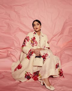 Sonam Kapoor: पाना है सबसे अलग और हटकर लुक, तो एक्ट्रेस का ये लुक कीजिए रीक्रिएट, डिजाइन चूज करने लायक...