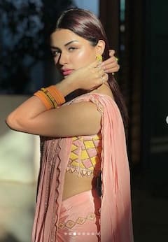Avneet Kaur: ਪਿੰਕ ਸਾੜ੍ਹੀ ਪਹਿਨ ਕੇ ਅਵਨੀਤ ਲੱਗ ਰਹੀ ਸੀ ਅਪਸਰਾ ਦੀ ਤਰ੍ਹਾਂ ਖੂਬਸੂਰਤ, ਹੌਟਨੈੱਸ ਦੇਖ ਕੇ ਪ੍ਰਸ਼ੰਸਕ ਹੋਏ ਹੈਰਾਨ