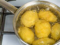 Kitchen Hacks: आलू उबलाने के ये हैं 5 अलग-अलग तरीके, आपको भी जानना चाहिए
