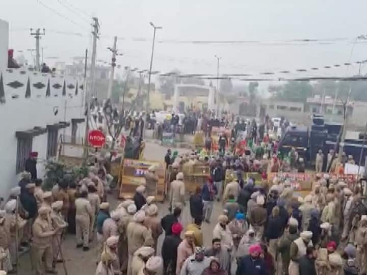 Farmers Protest: शराब फैक्ट्री के खिलाफ पंजाब में किसानों का प्रदर्शन, प्रदर्शनकारियों और पुलिस के बीच जबरदस्त झड़प